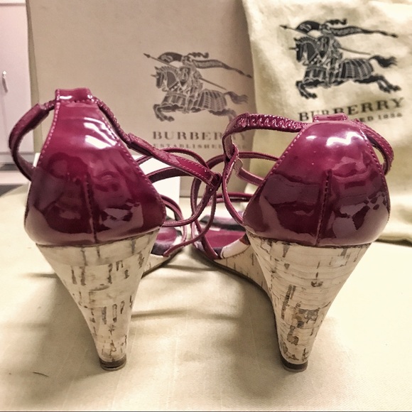 SOLD Burberry Raspberry Summer Canvas Wedges - Picture 6 of 8